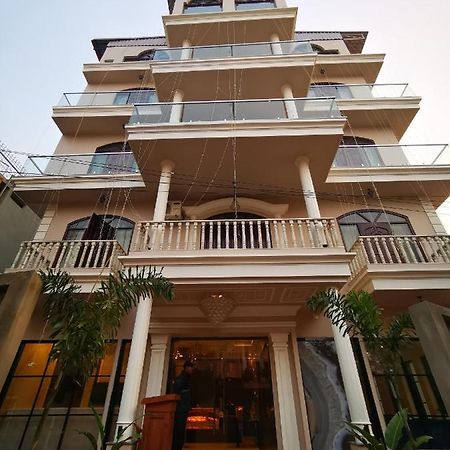 Hotel Rio Benaras Varanasi Exterior foto
