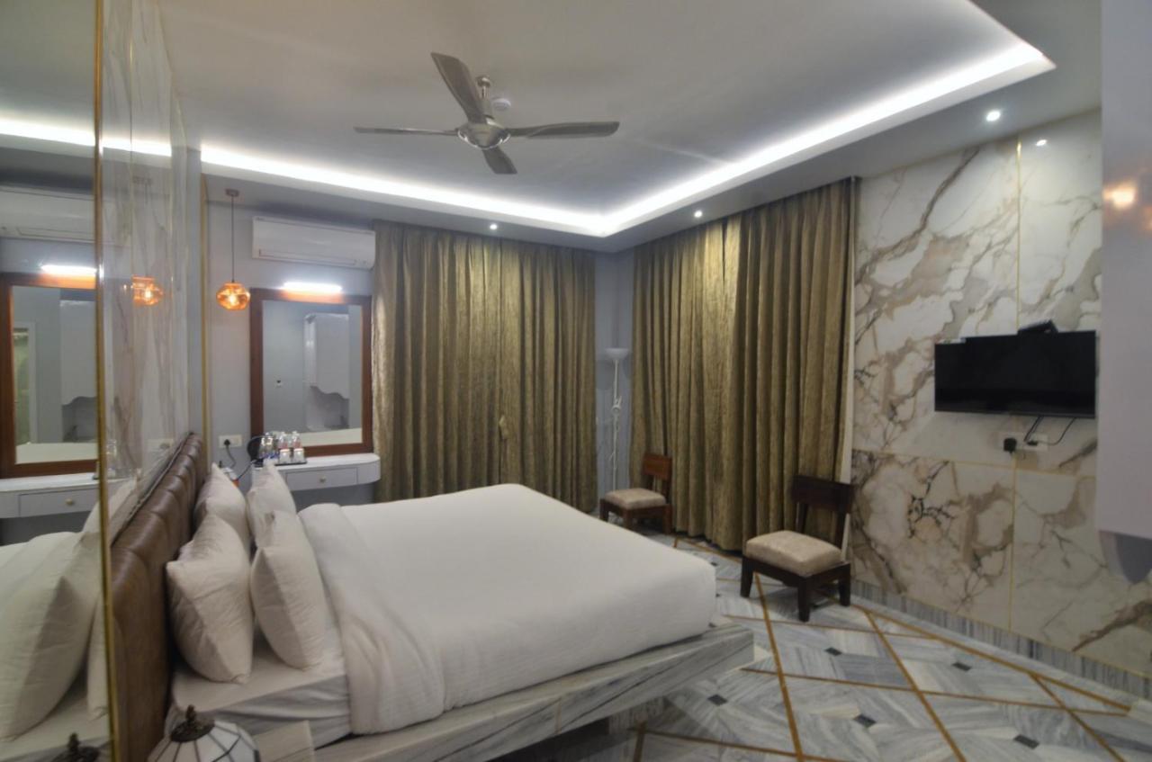 Hotel Rio Benaras Varanasi Exterior foto