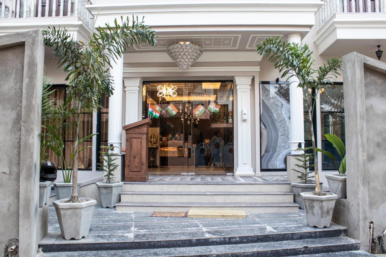 Hotel Rio Benaras Varanasi Exterior foto