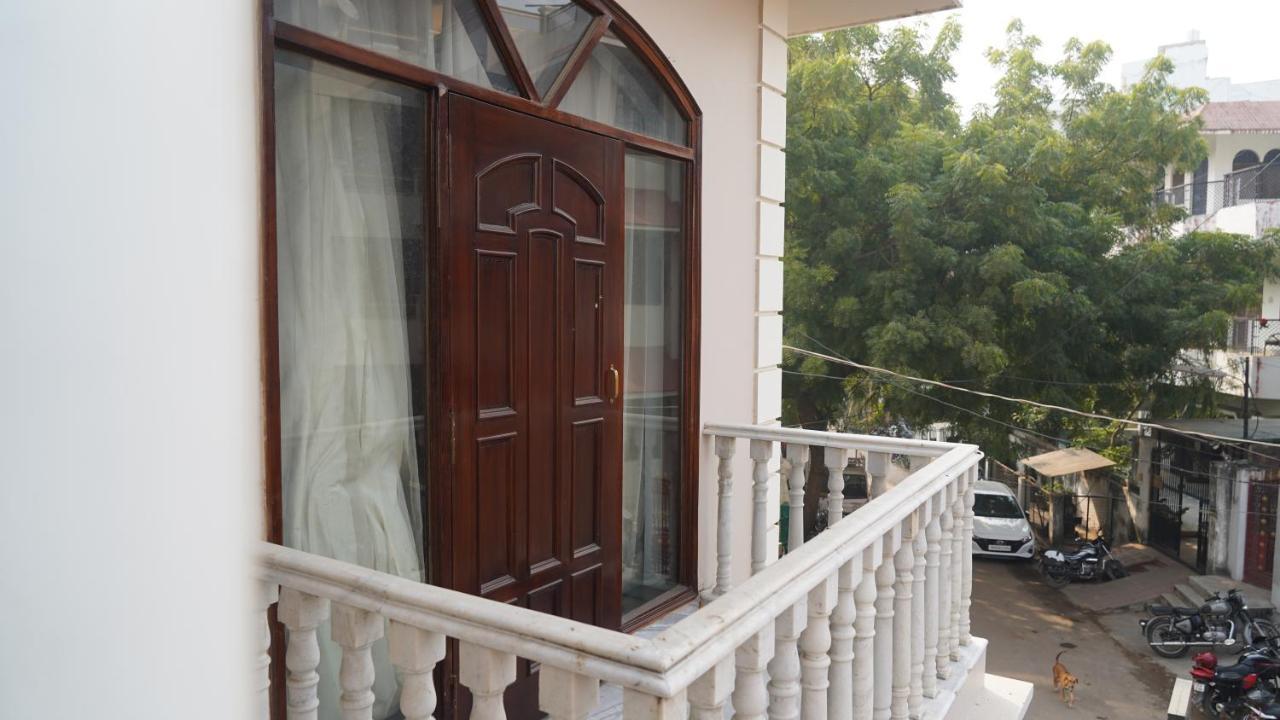 Hotel Rio Benaras Varanasi Exterior foto