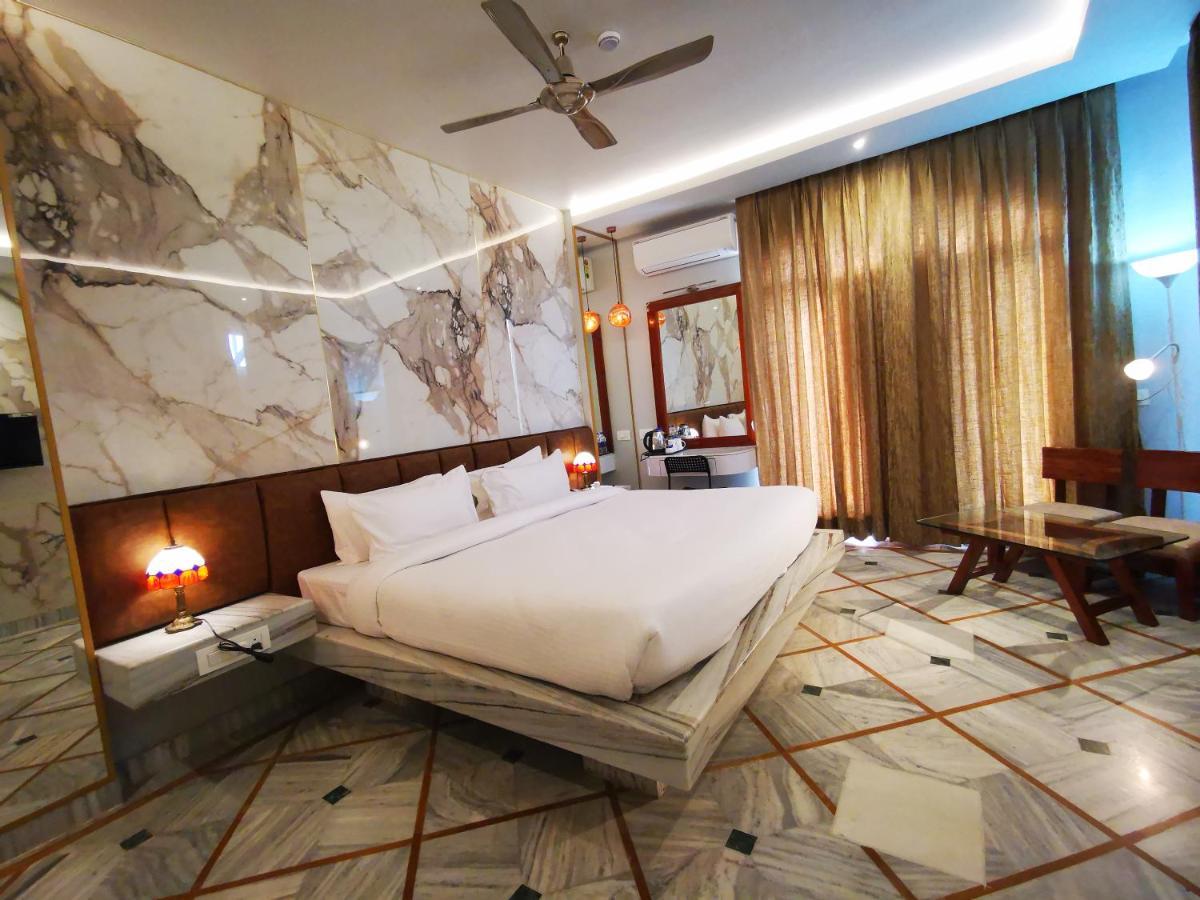 Hotel Rio Benaras Varanasi Exterior foto