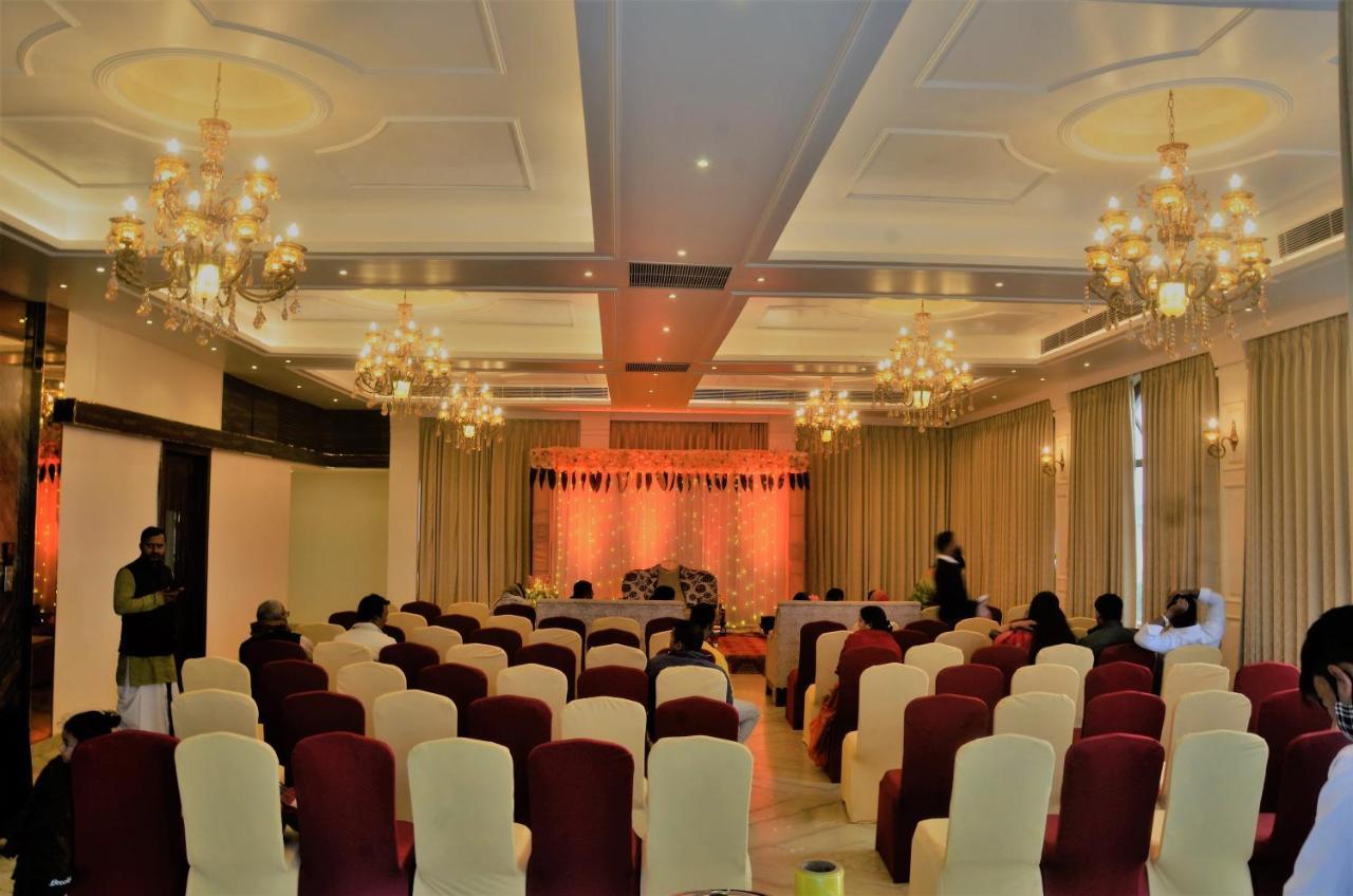 Hotel Rio Benaras Varanasi Exterior foto