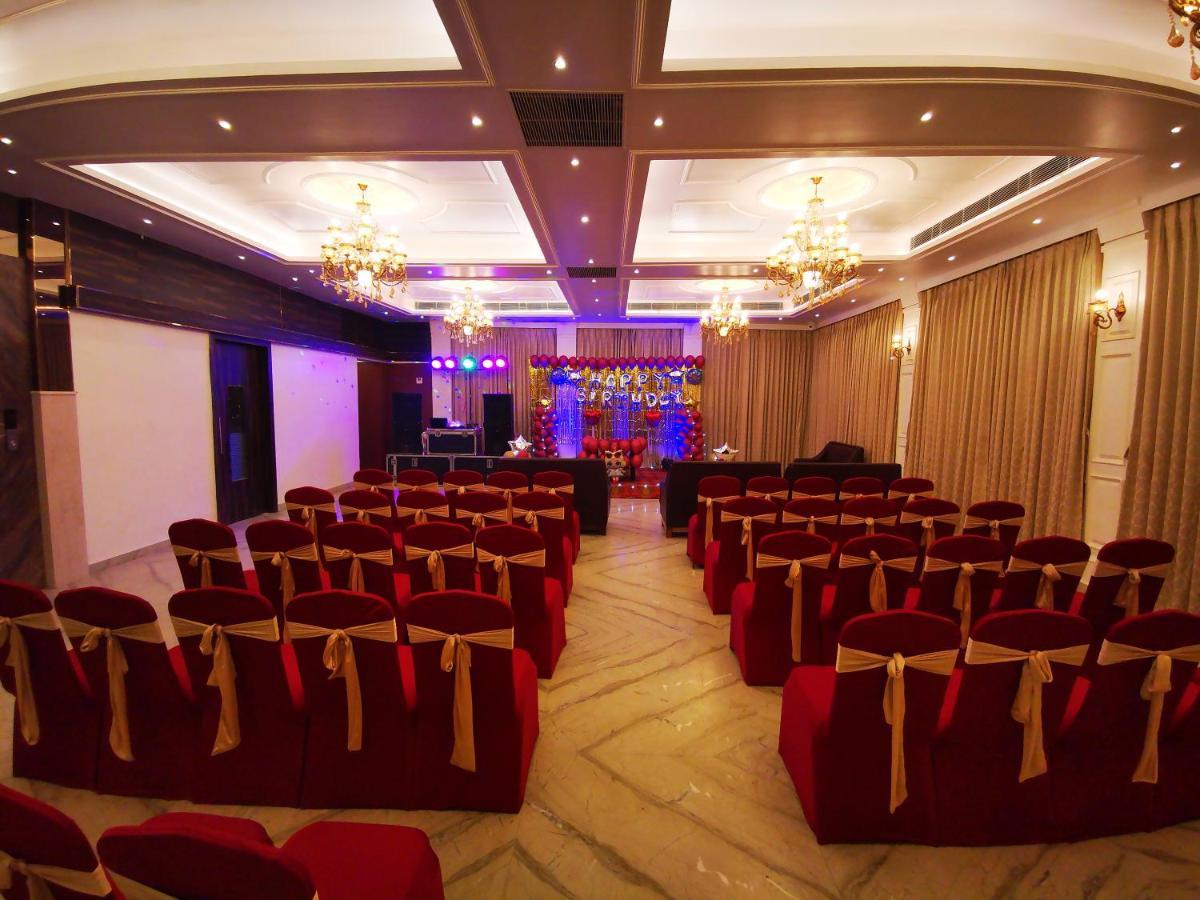Hotel Rio Benaras Varanasi Exterior foto
